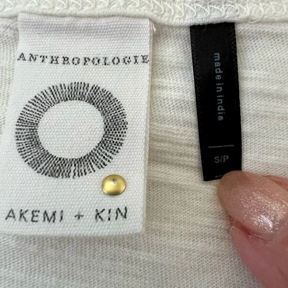 Anthro embroidered knit top - Picture 5 of 10